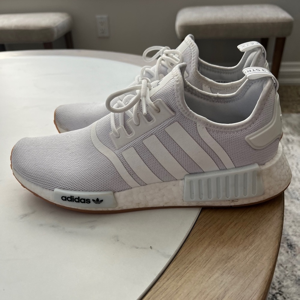 Men’s Adidas NMD R1 White and Gray NMD Sneakers size 9.5